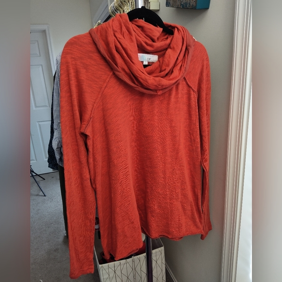 NWOT Free People Beach Burnt Orange Cowls Neck Longsleeve - Picture 4 of 7
